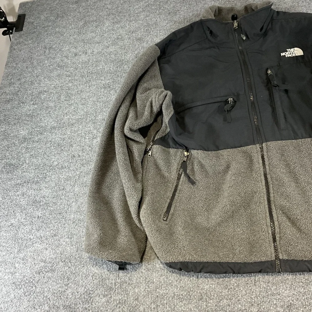 The North Face Denali Fleece Jacket Mens Medium Gray Black FZip Polartec Outdoor